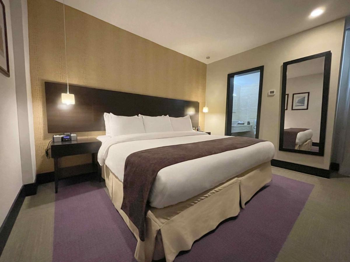 Hotel Trinitarias Suites Barquisimeto Bagian luar foto